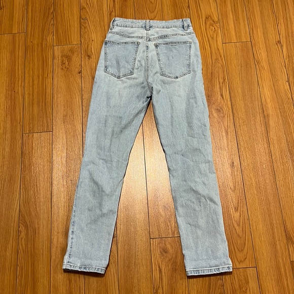 Cotton On high 90s stretch jeans - Picture 2 of 3
